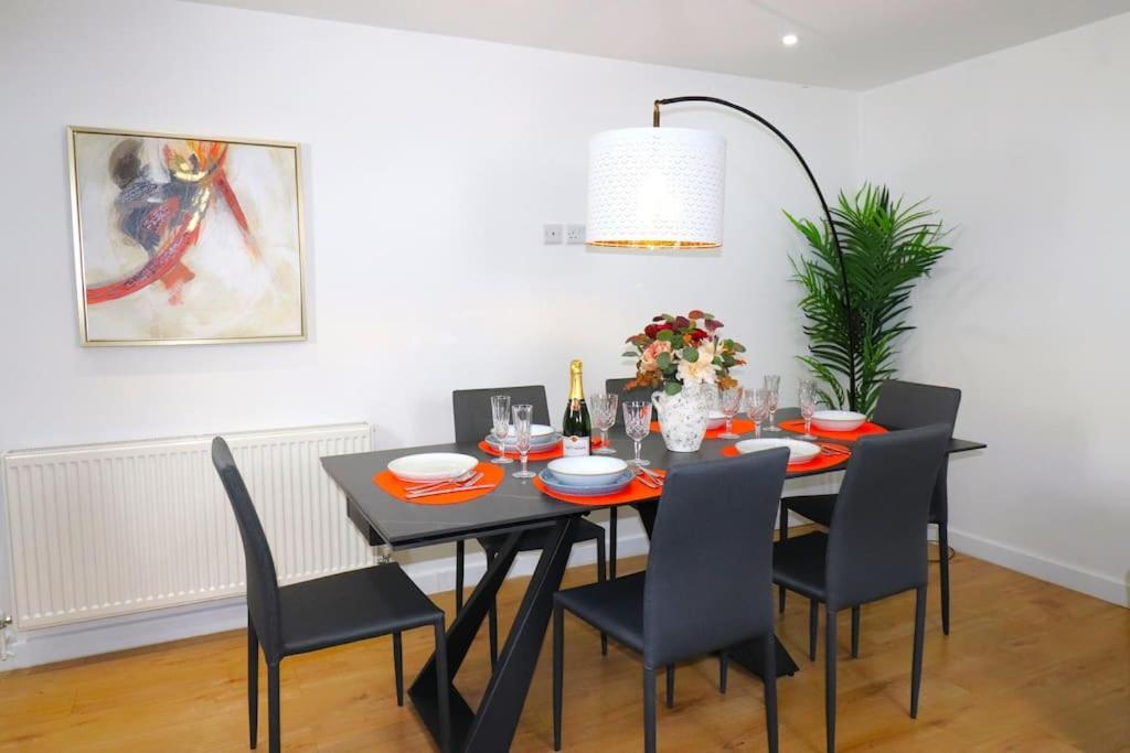 Hutchcomb Villa, 4 Bed Luxury House,Oxford+Parking Exterior photo